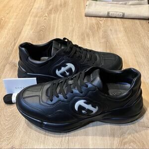 Gucci Rython GG Black Logo White Low Top BRAND NEW 757857 Men Sz 10.5 AUTHENTIC